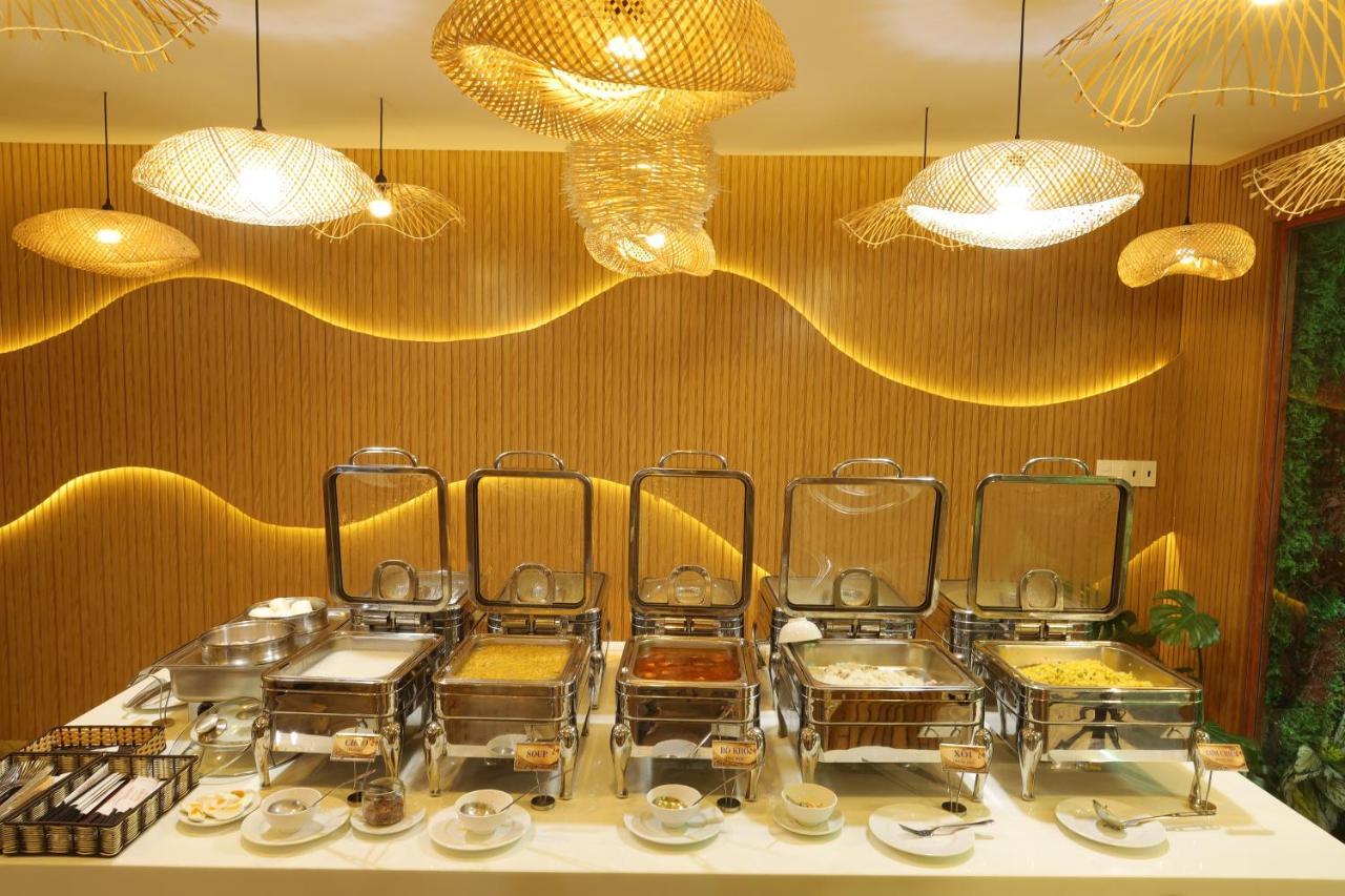 Pleiku Hotel Eksteriør bilde