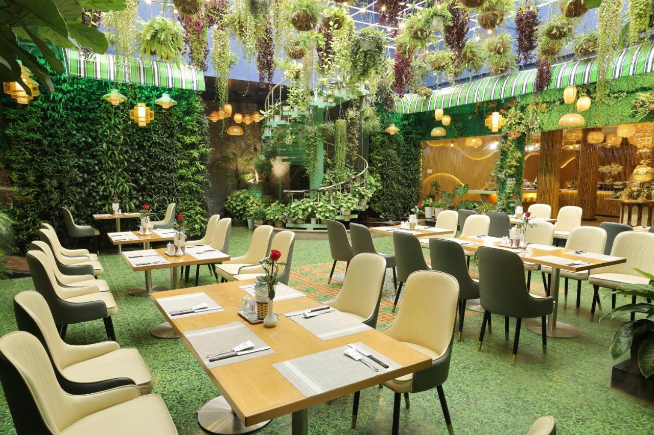 Pleiku Hotel Eksteriør bilde