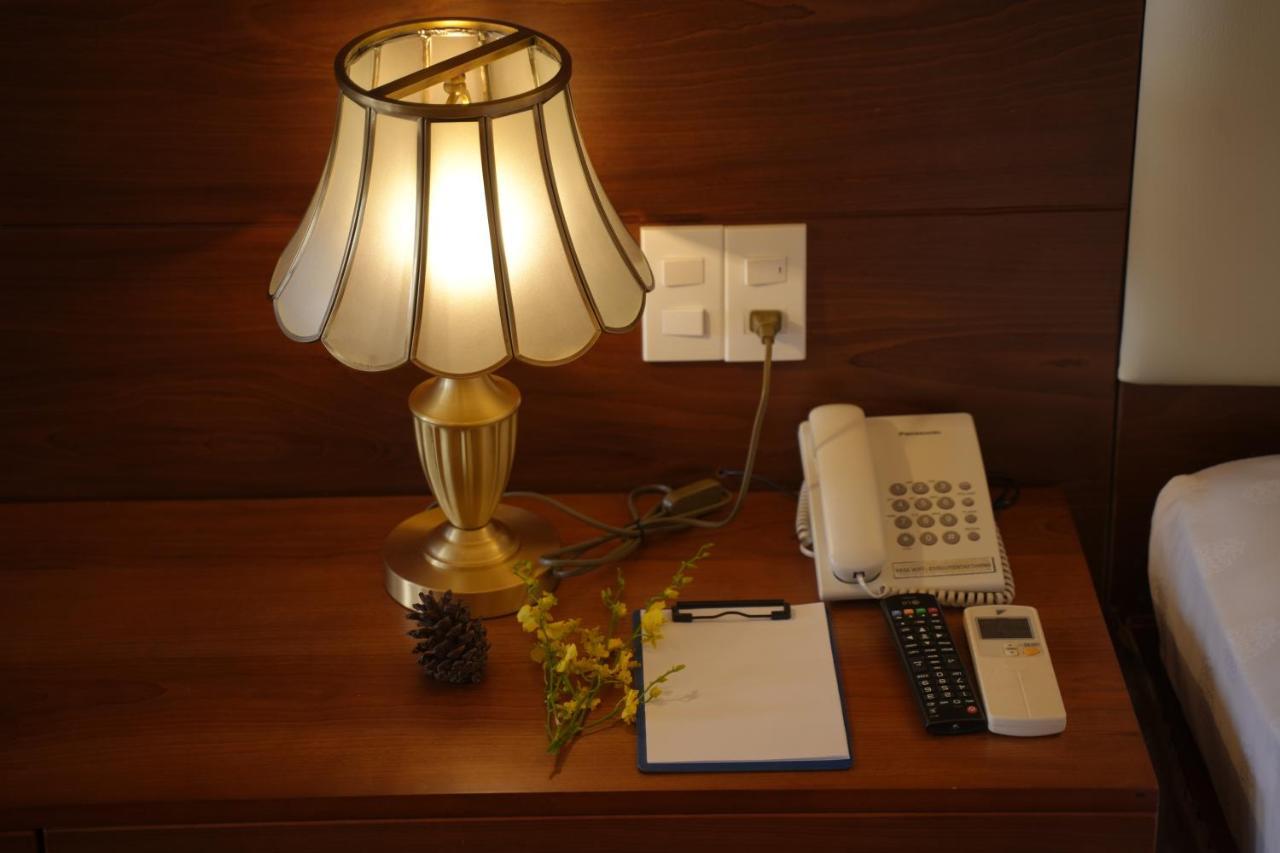 Pleiku Hotel Eksteriør bilde